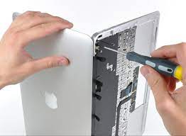 <strong>Apple MacBook Repair-How to Choose the Right Service Center</strong>